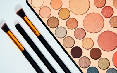 Innovation cosmétique 2024: biotech, ia et beauté connectée en révolution