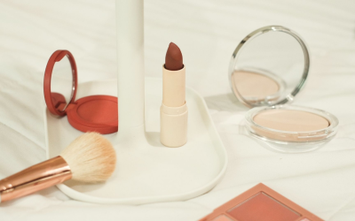 Innovation cosmétique 2024: beauté responsable et high-tech en pleine révolution