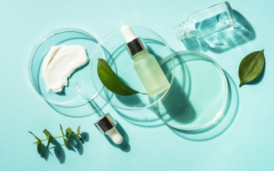 Maquillage 2024 entre science, minimalisme et créativité survoltée des écrans