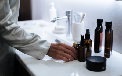 Innovation cosmétique 2024 : algorithmes, post-biotiques et écoconception convergent