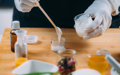 Techniques de maquillage: chiffres, tendances et innovations 2024 pour consommatrices