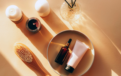 Maquillage 2024, innovations durables et tech redéfinissant la routine beauté